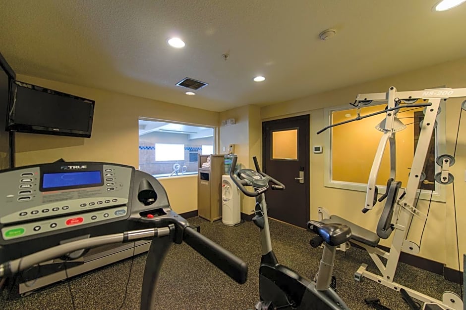 Holiday Inn Express Portland East - Columbia Gorge, an IHG Hotel