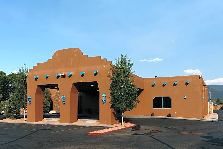 Taos Valley Lodge