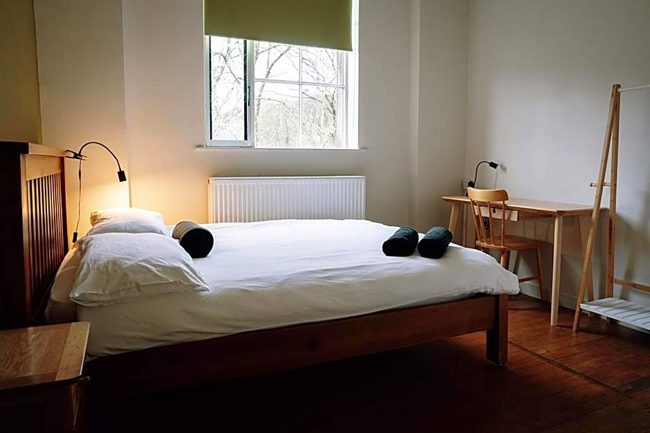 IOU Hebden Bridge Vegetarian Hostel