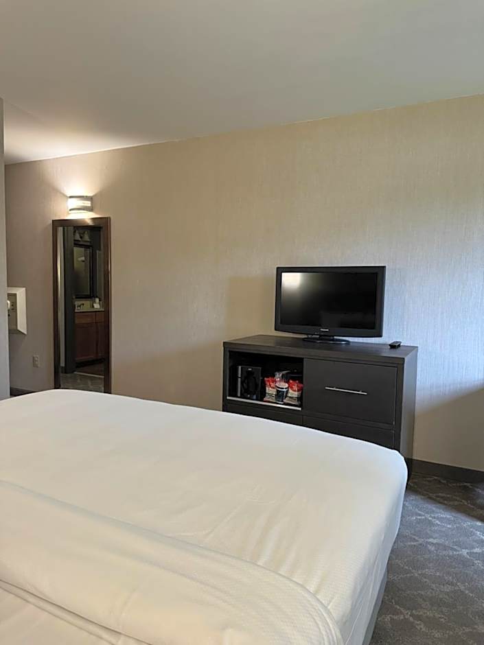 Normandy Farm Hotel & Conference Center