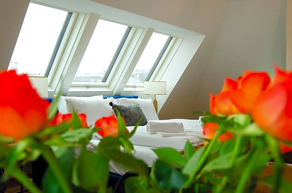 Grand Quarters City Residence