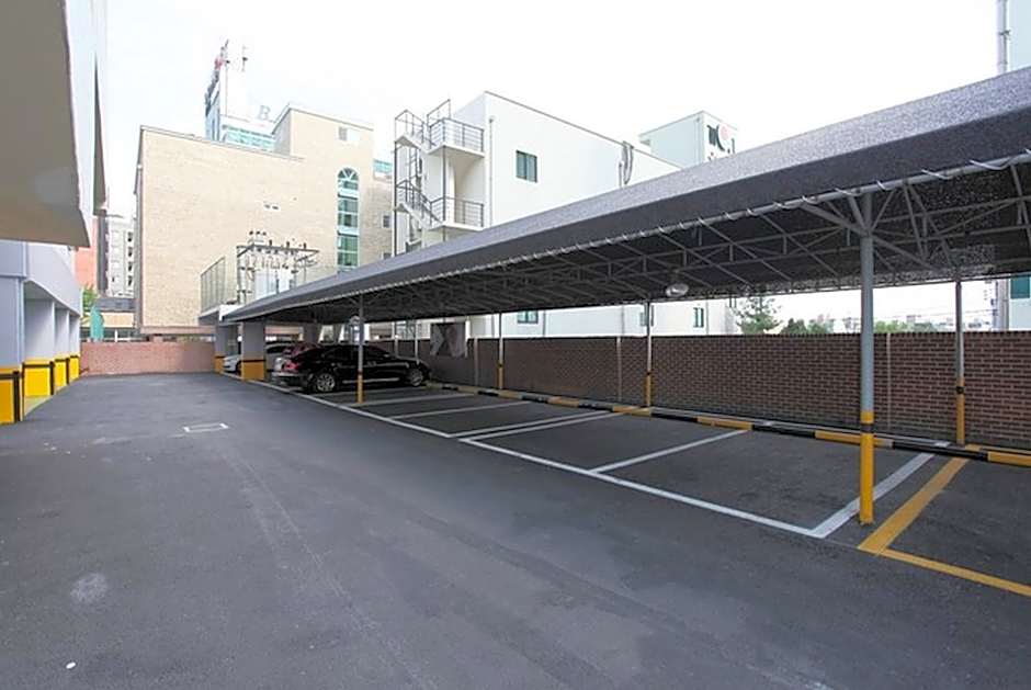 Cheonan K Hotel