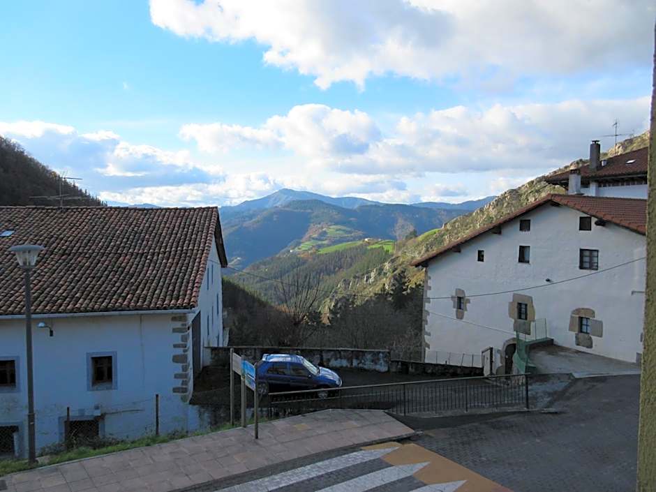 Beizamako Aterpetxea - Albergue Turistico de Beizama