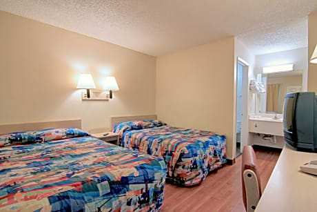 Economy Quadruple Room