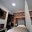 8room hotel