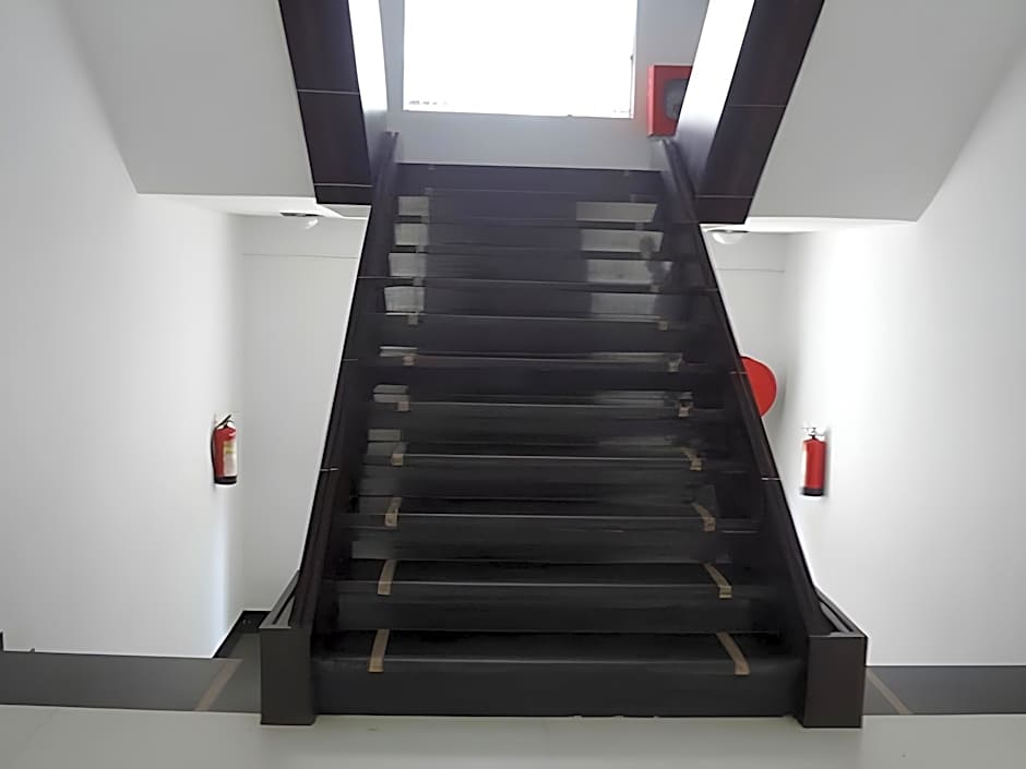 Hotel Sheela Shree Plaza