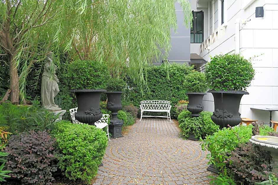 Marquise Boutique Hotel