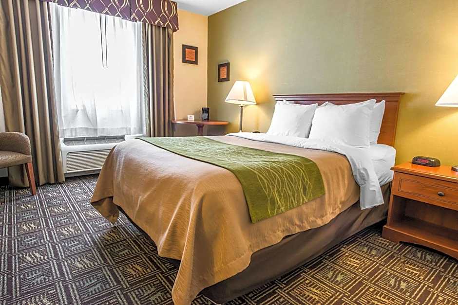 Comfort Inn Weirton - Steubenville