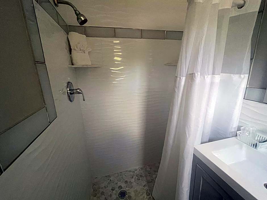 Aquastar Inn