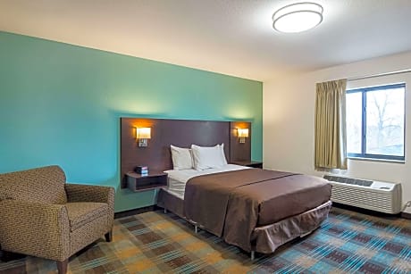 1 Queen Bed, Efficiency, Suite, Nonsmoking