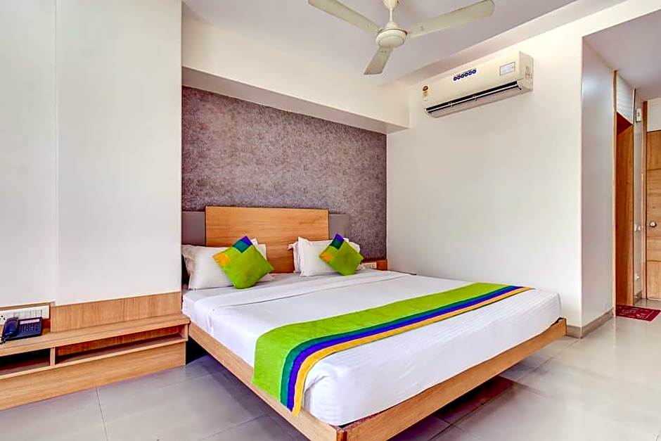 Treebo Admiral Suites New Usmanpura