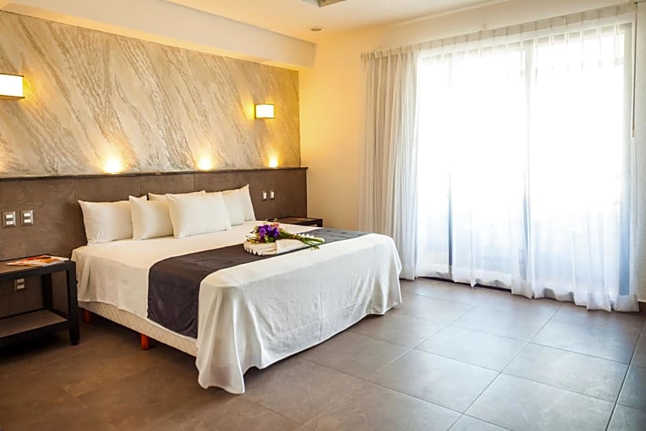 Aspira Hotel & Beach Club