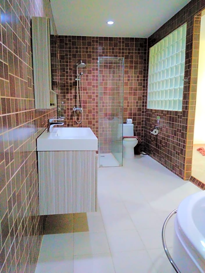 Kamala Tropical Garden Hotel