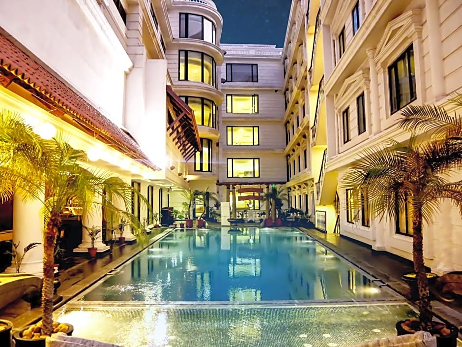 Anandha Inn Convention Centre and Suites