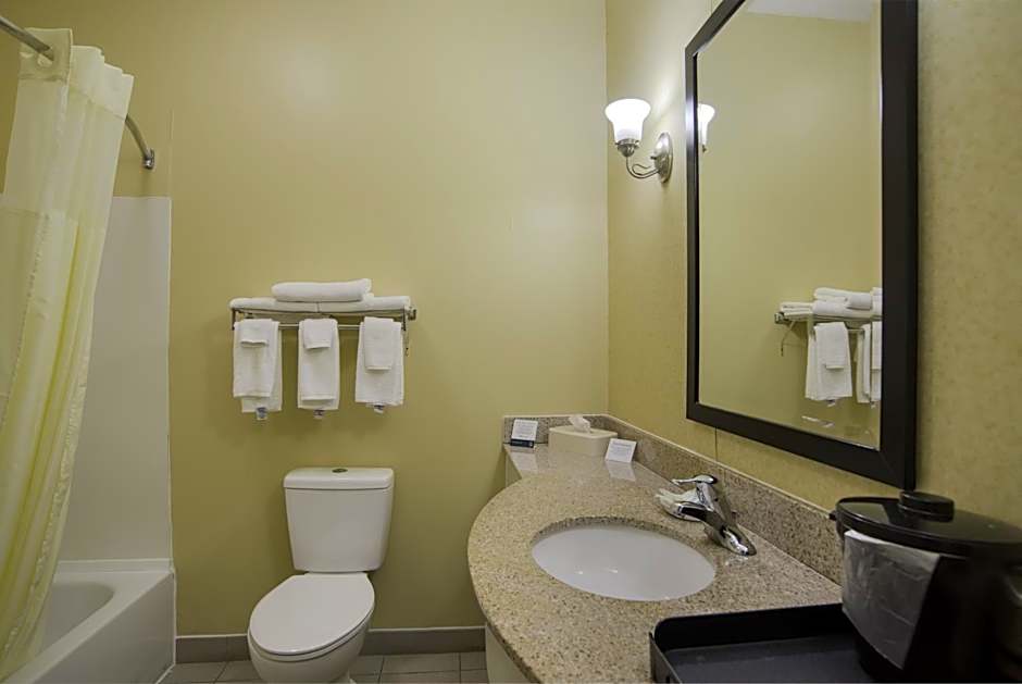 Quality Inn & Suites Chambersburg Northeast