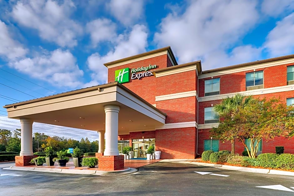 Holiday Inn Express Leland - Wilmington Area