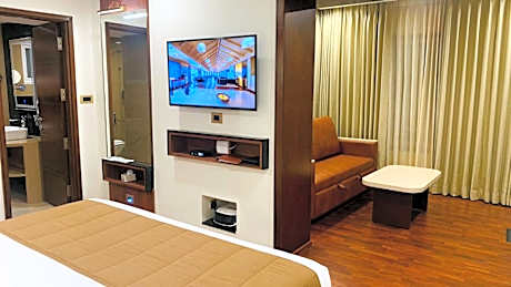 Deluxe Room - Book & Unlock Exclusive Offers