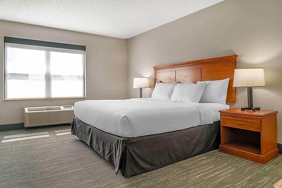 Country Inn & Suites by Radisson, Rossford - Toledo South