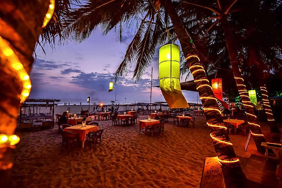 International Beach Hotel & Restaurant