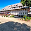 ZUR TRAUBE Schwarzwaldhotel & Restaurant am Titisee