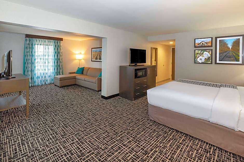 La Quinta Inn & Suites by Wyndham Jonesboro