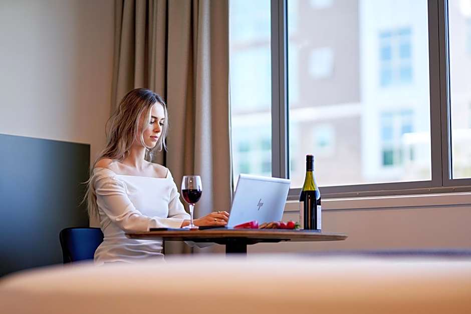 Sojourn Apartment Hotel - Ghuznee