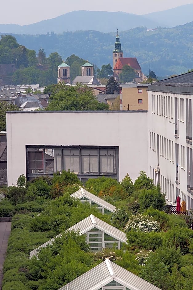 MEININGER Hotel Salzburg City Center