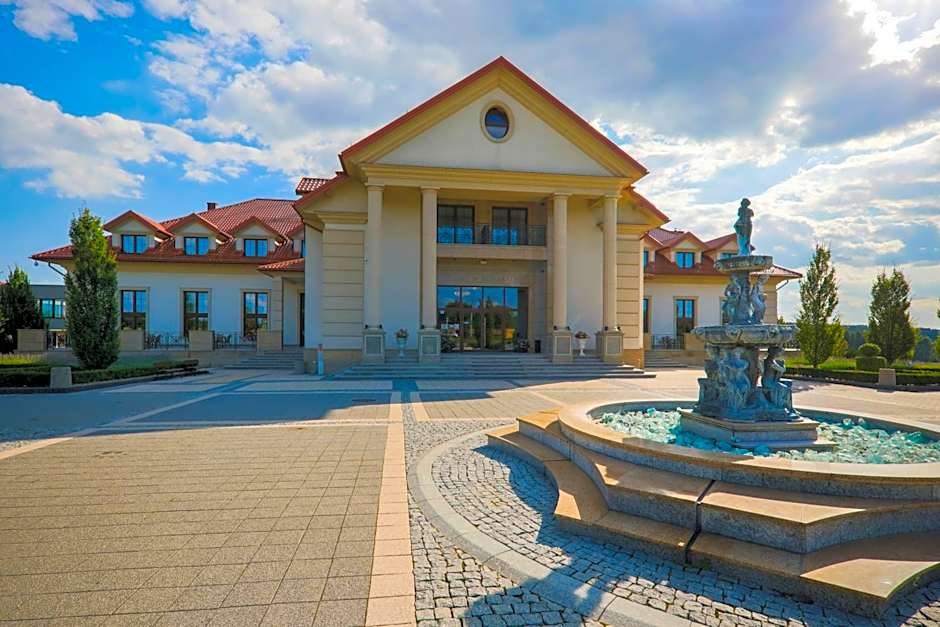 Pałac w Konarach Resort SPA & Conference