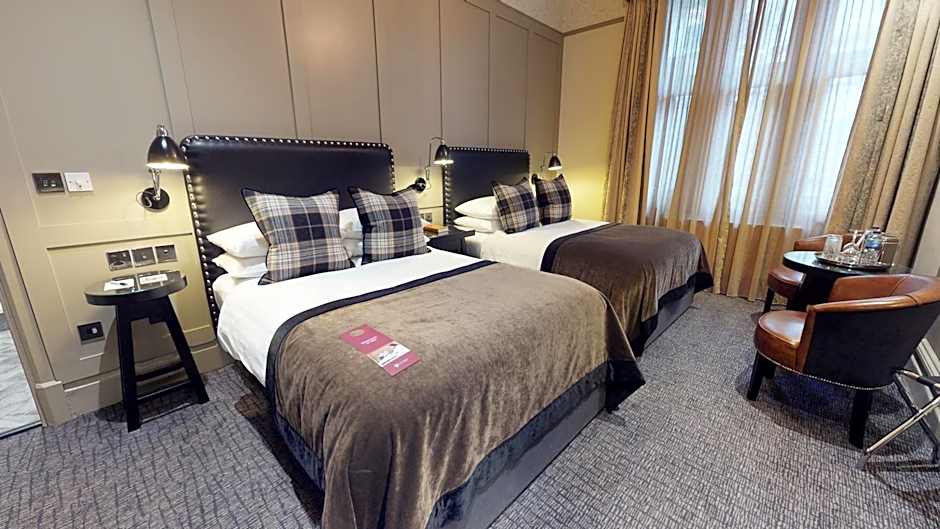 Macdonald Burlington Hotel