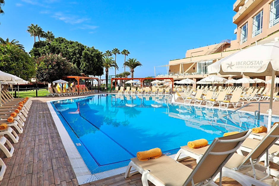 Iberostar Waves Bouganville Playa