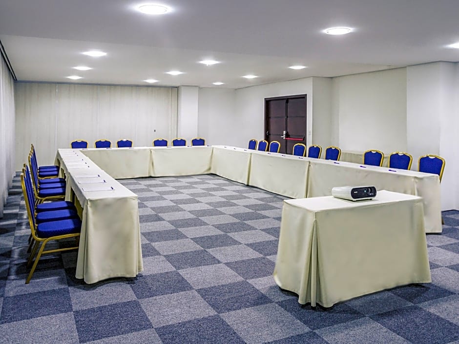 Mercure Santos Hotel