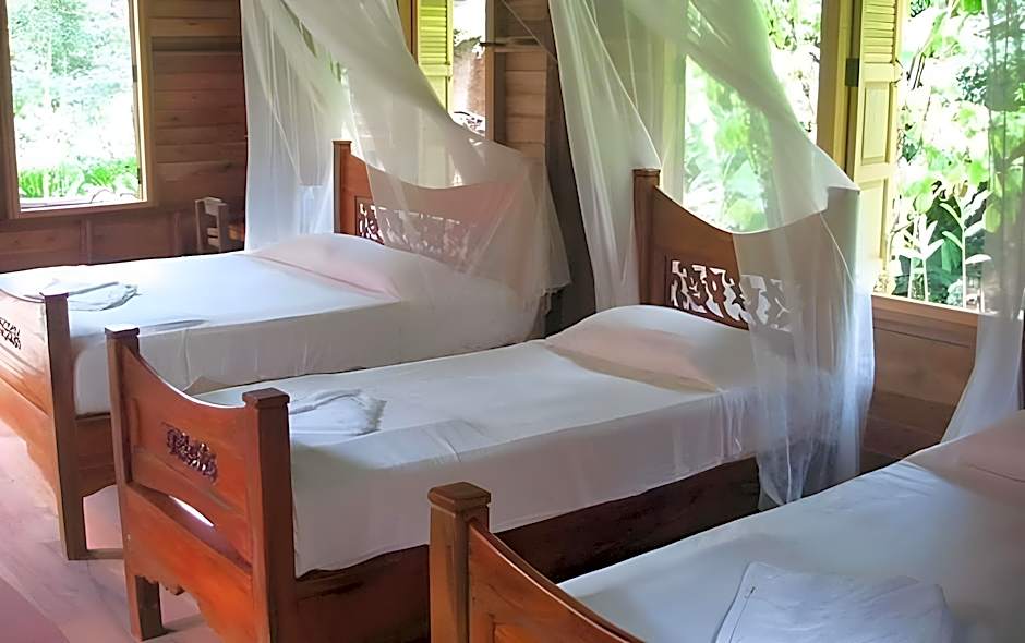 Art's Riverview Lodge