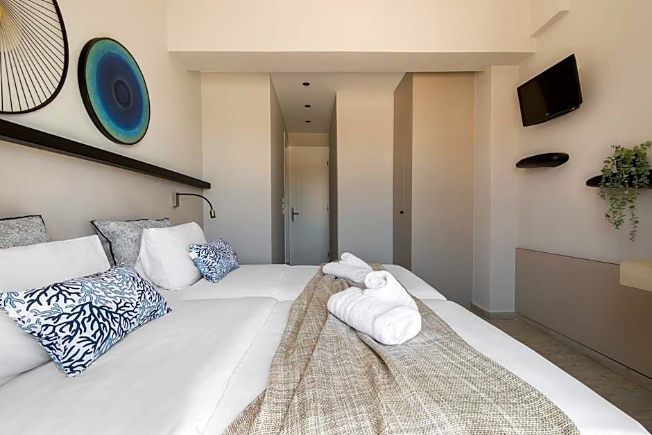 Photo 1 of 15 of 1 Double Bed or 2 Beds, Partial Sea View