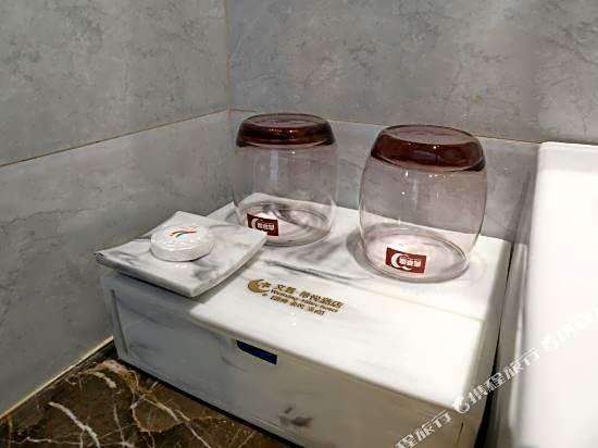 Wenxing Xiyue Hotel (Guangzhou Baiyun Railway Station Mawu Branch)