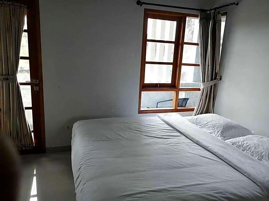 Tiray Homestay Syariah Yogyakarta Mitra RedDoorz