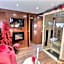 Le VIP Paris - Yacht Hotel