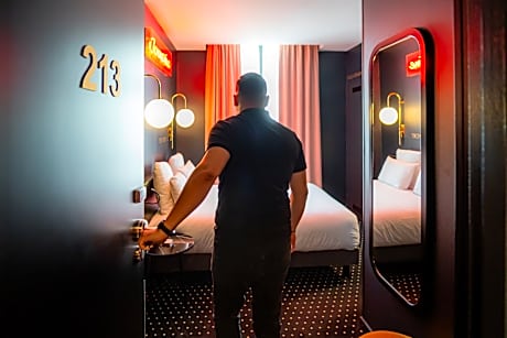 Standard Room with 1 double bed