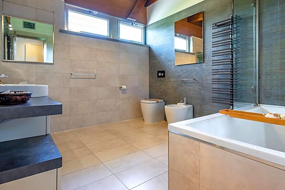 Casale Delle Ronde B&B