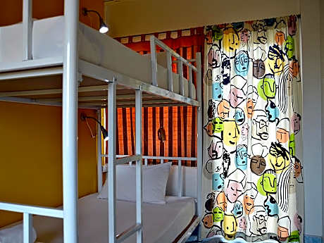 Standard Shared Bathroom