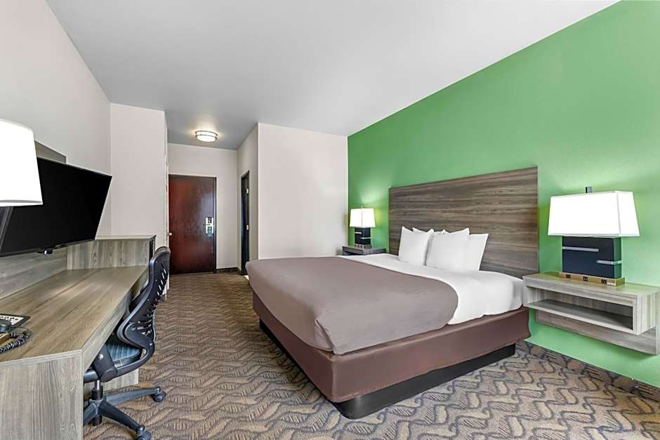 Quality Inn & Suites Salt Lake City Airport West