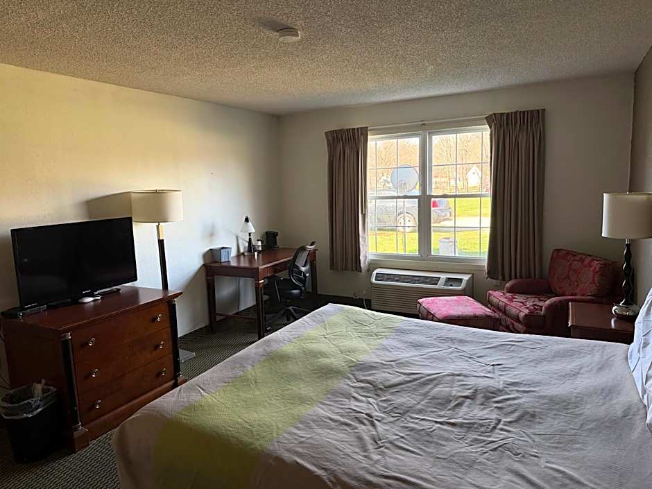 Royal Inn Rockville IN by Hotel O