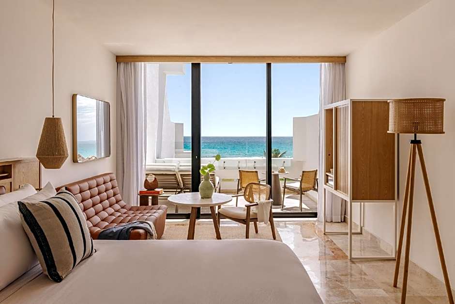 Photo 1 of 7 of The Reserve Master Suite, Ocean View