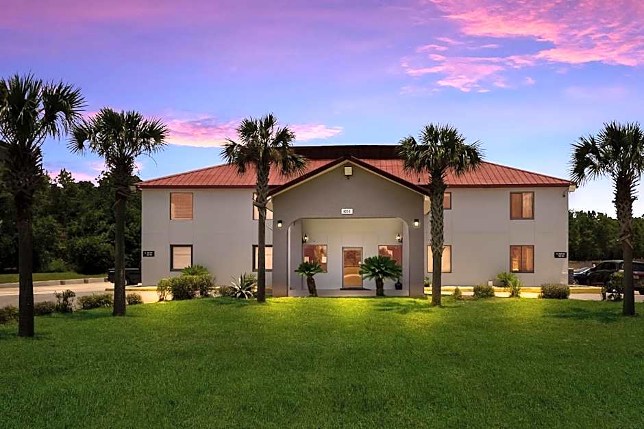 Red Roof Inn Crestview