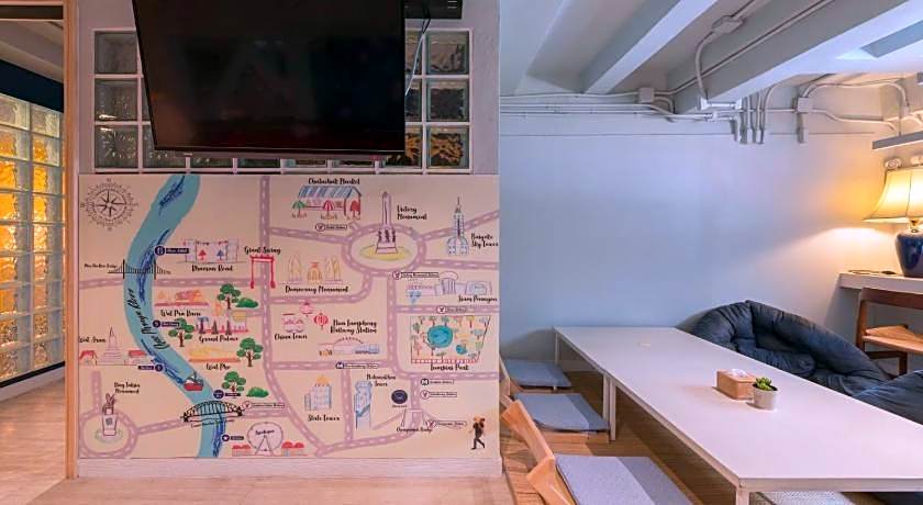 Kinnon Deluxe Hostel Coworking Cafe