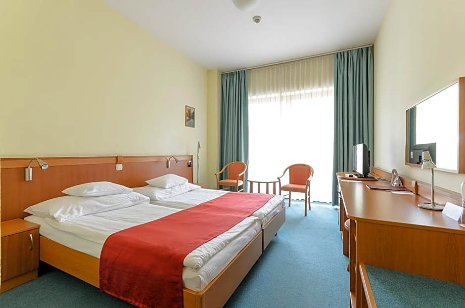 Hunguest Hotel Aqua Sol