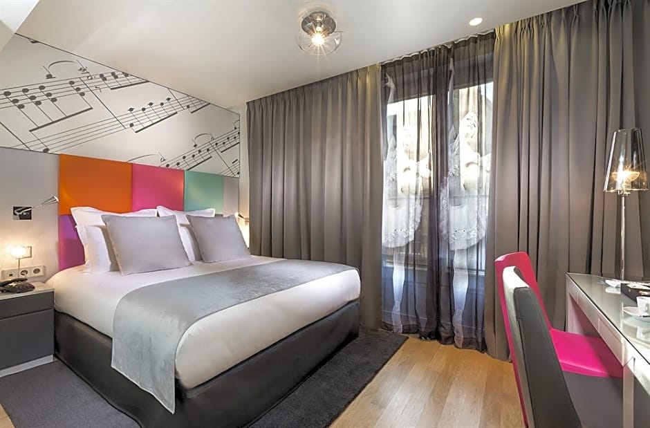 Lyric Hotel Paris