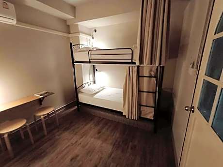 4 Person in 4-Bed Dormitory - Mixed