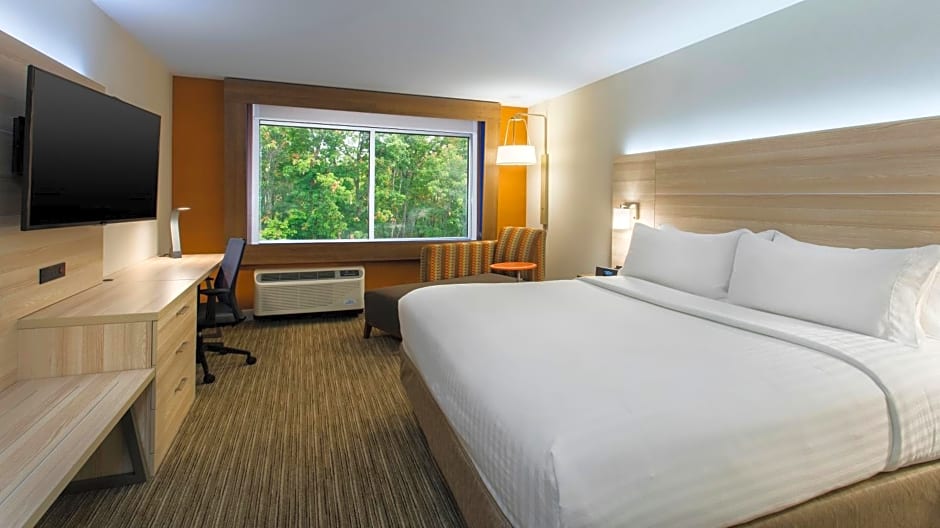 Holiday Inn Express & Suites Medina By IHG