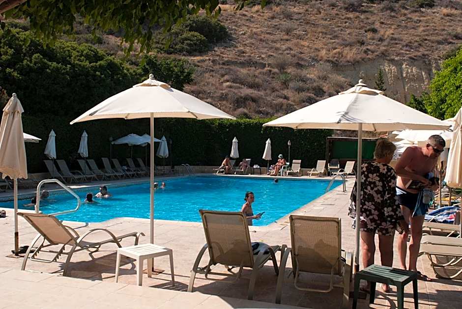 Kotzias Beach Apartments