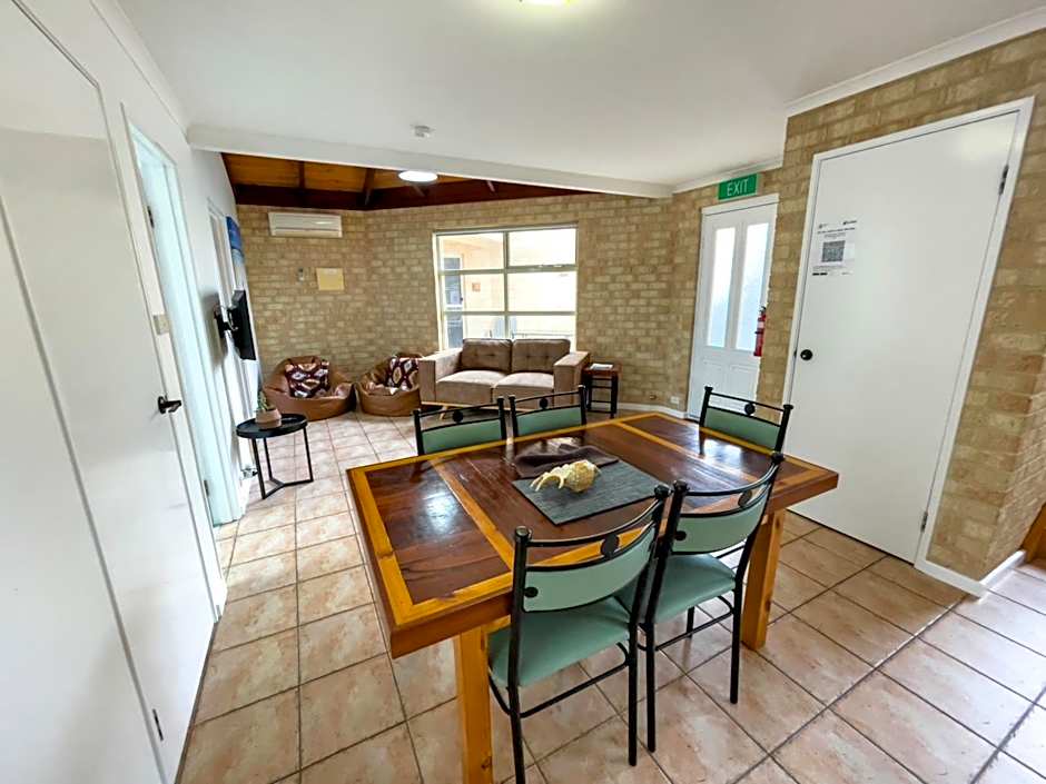 Esperance Foreshore Apartments